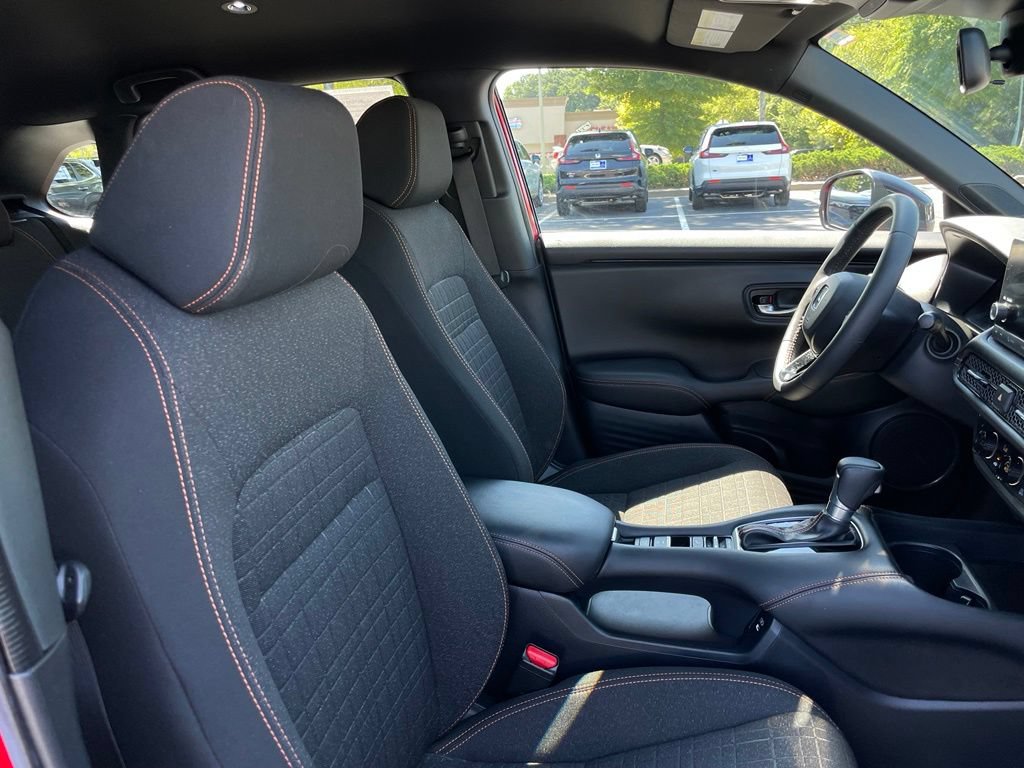 Used 2024 Honda HR-V Sport image 31