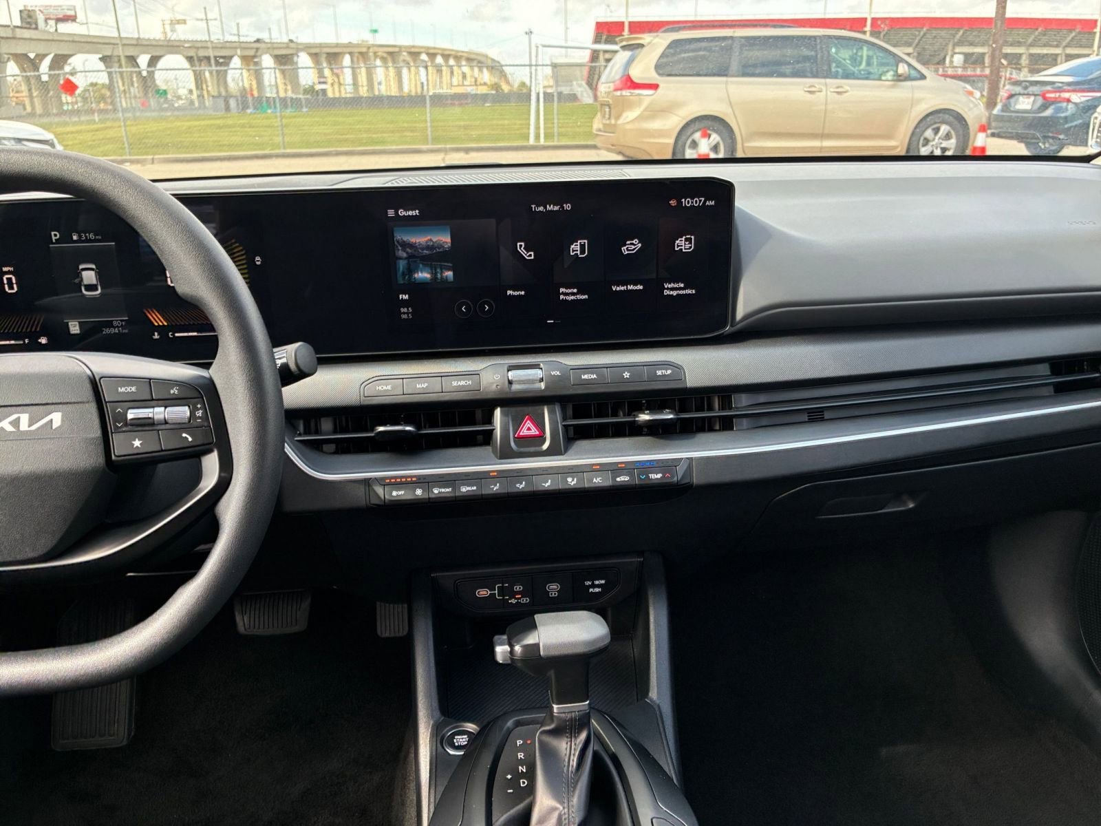 Used 2025 Kia K4 LXS FWD image 14