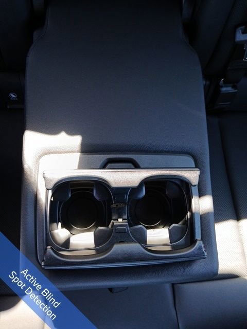 Used 2025 BMW 330i xDrive Sedan image 15