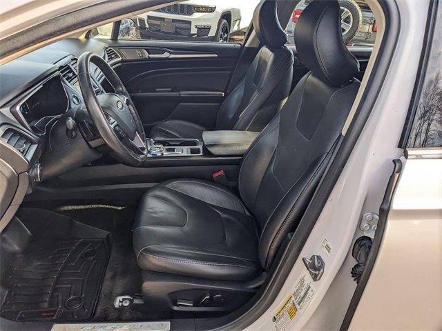Used 2017 Ford Fusion Titanium image 7