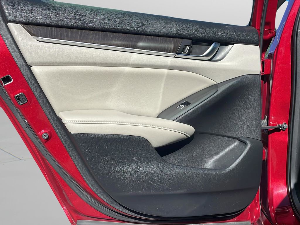 Used 2021 Honda Accord EX-L image 24