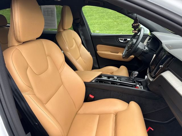 Used 2020 Volvo XC60 T5 Inscription AWD/4WD image 13