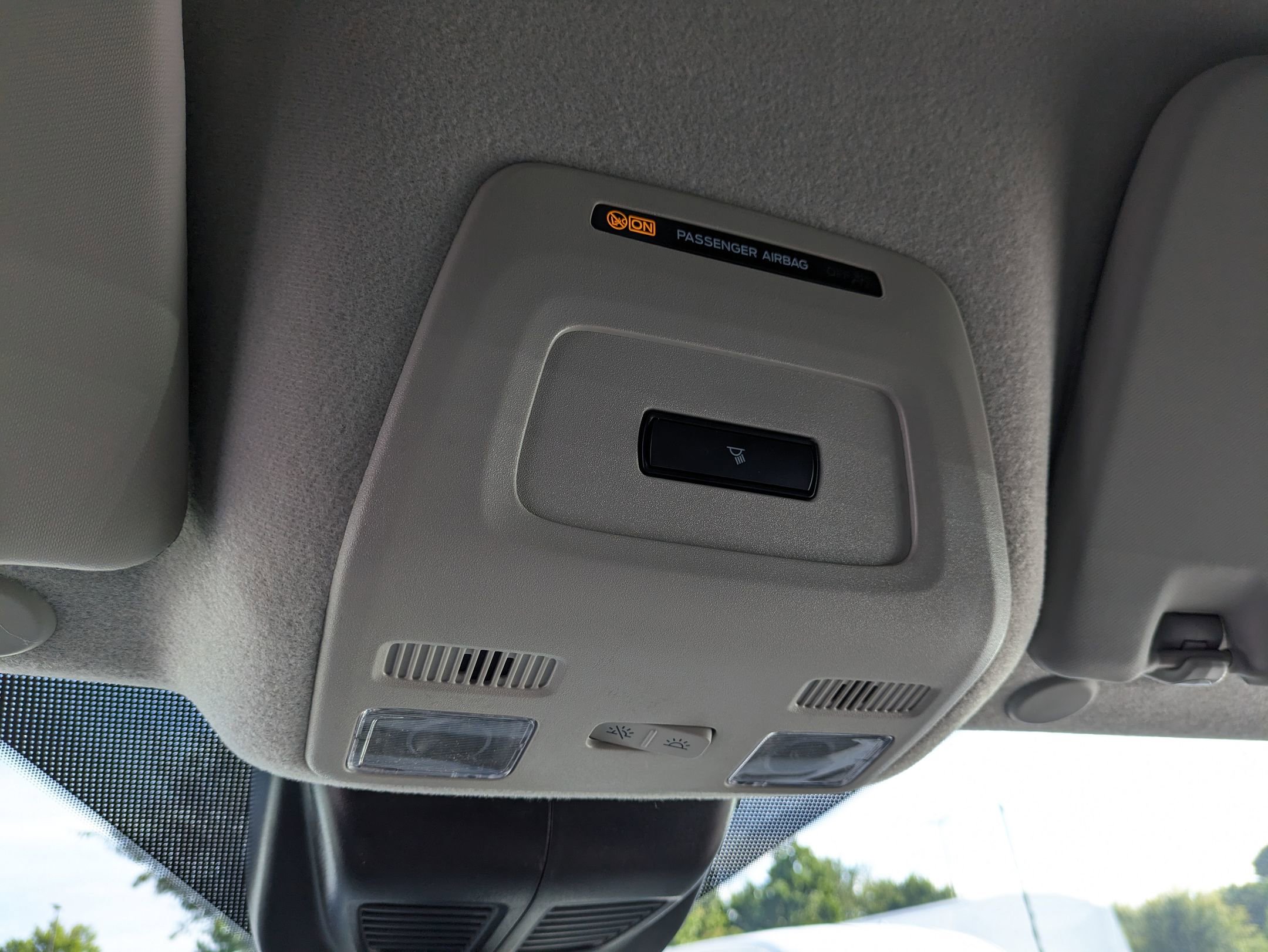 New 2025 Ford Transit 250 148 Medium Roof image 24