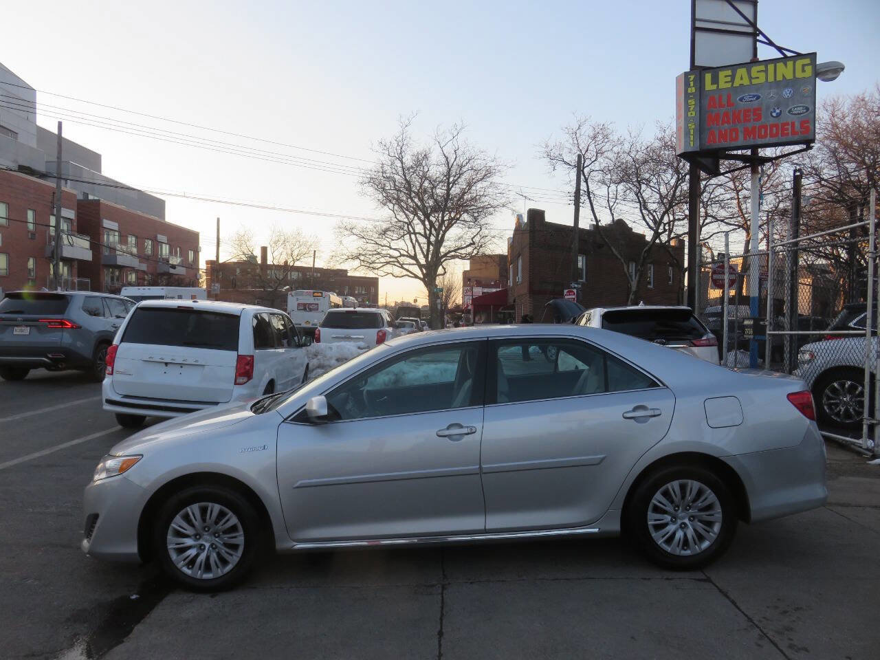Used 2012 Toyota Camry LE image 7