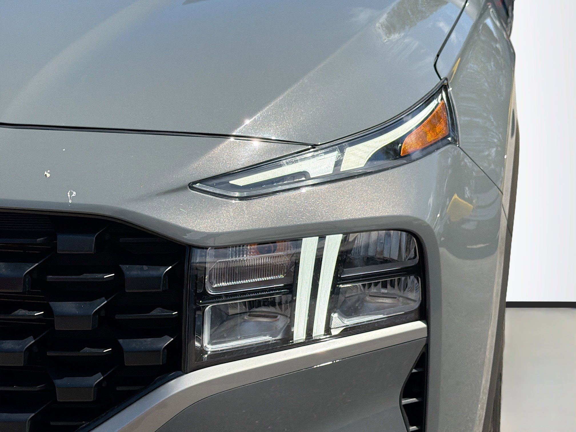 Used 2023 Hyundai Santa Fe SEL image 9