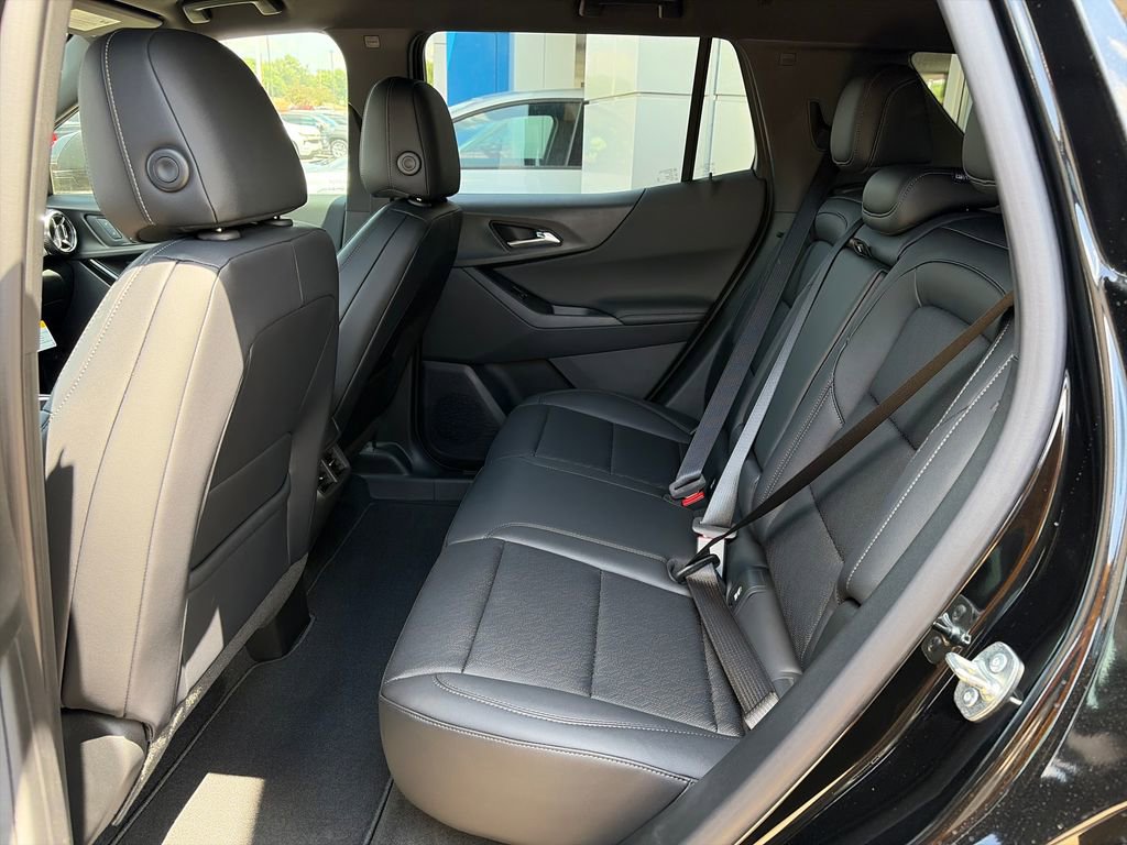 New 2026 Chevrolet Equinox LT w/ Convenience Package II FWD image 26
