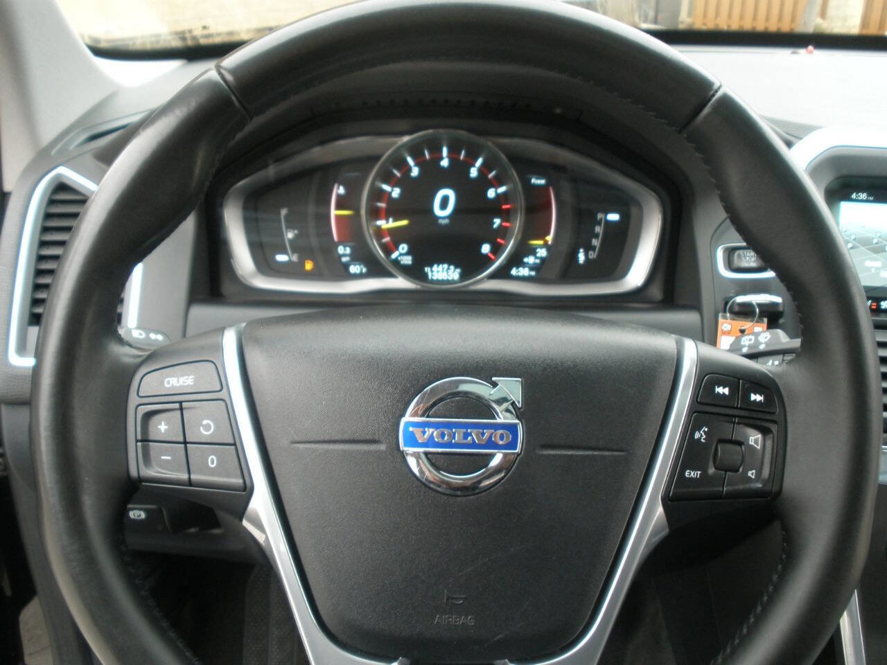 Used 2016 Volvo XC60 T5 Premier FWD image 29