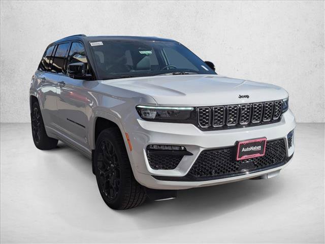 New 2025 Jeep Grand Cherokee Summit image 6