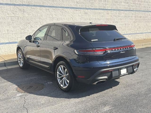 Used 2023 Porsche Macan AWD/4WD image 5