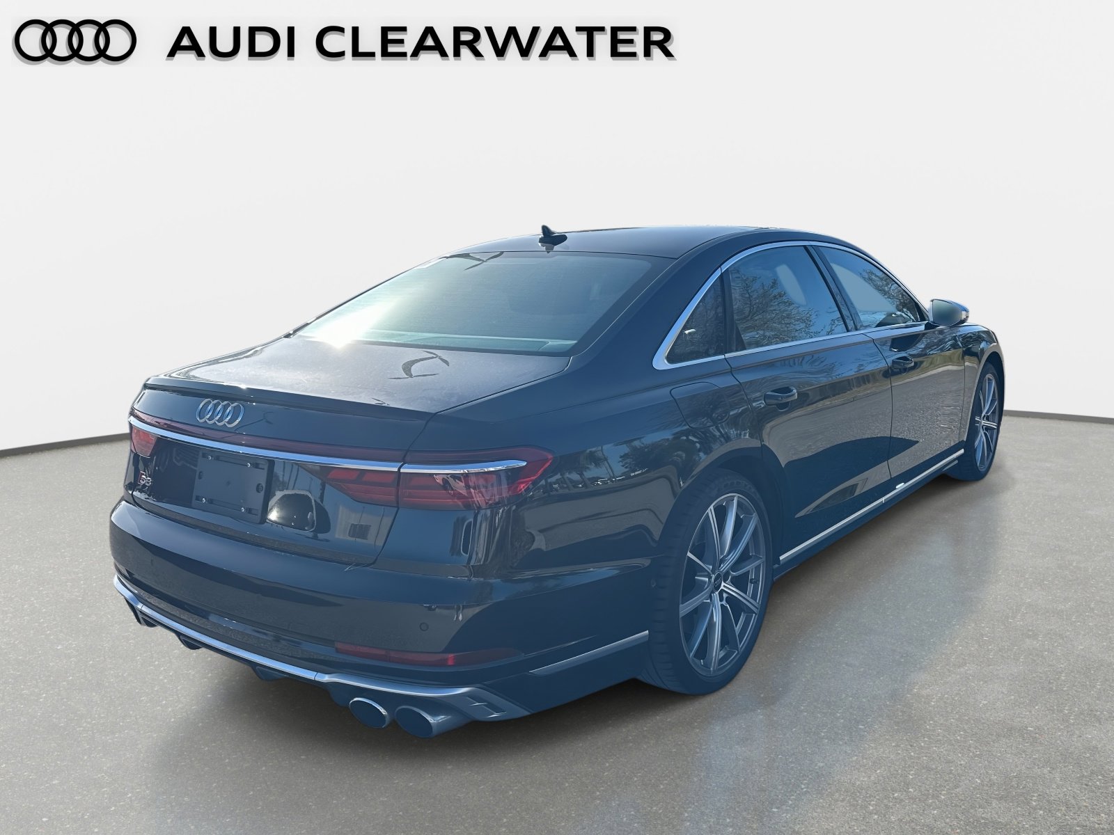Used 2023 Audi S8 w/ S8 Comfort Plus Package image 4