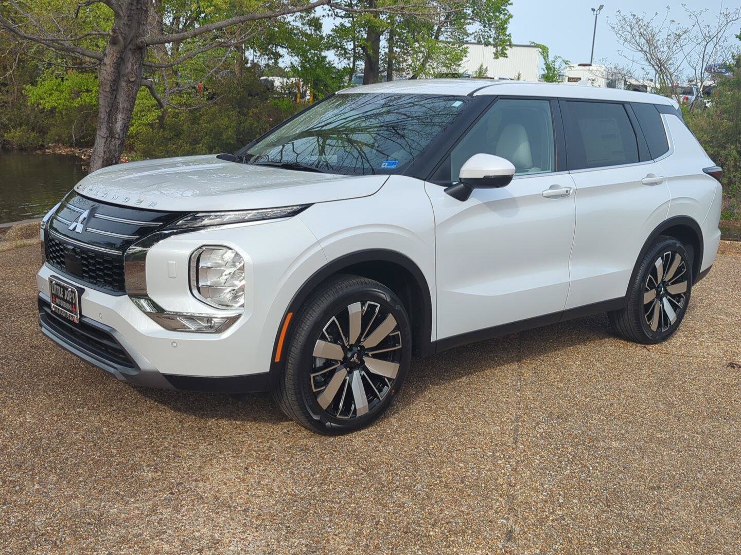 New 2026 Mitsubishi Outlander SE AWD/4WD image 7