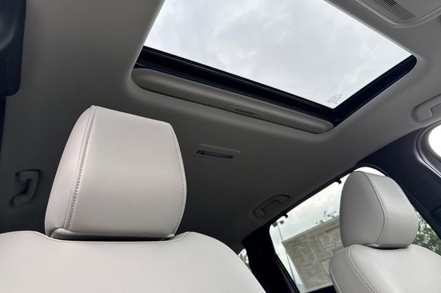 New 2025 MAZDA CX-90 Plug-In Hybrid w/ Preferred image 18
