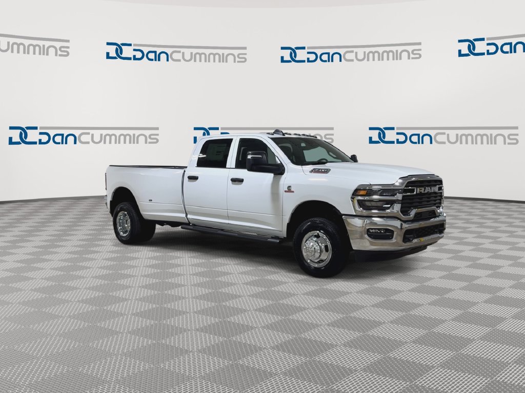 New 2027 RAM 3500 Tradesman AWD/4WD image 2
