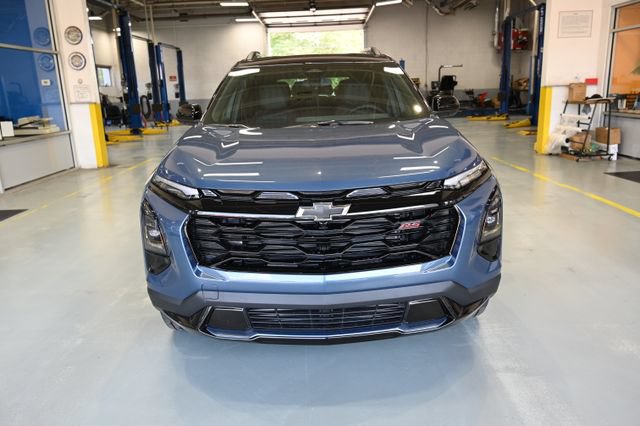 New 2027 Chevrolet Equinox RS FWD image 2
