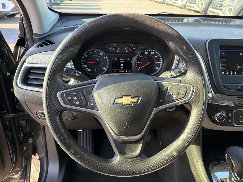 Used 2022 Chevrolet Equinox LS image 23