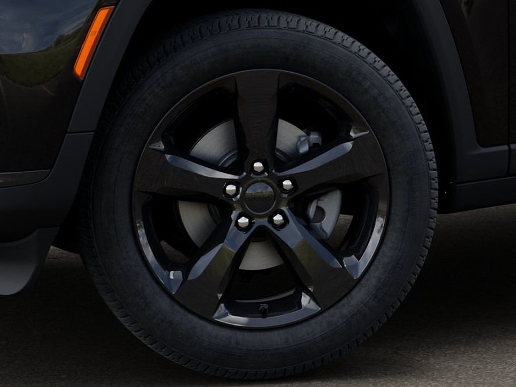 New 2025 Jeep Grand Cherokee L Altitude image 8