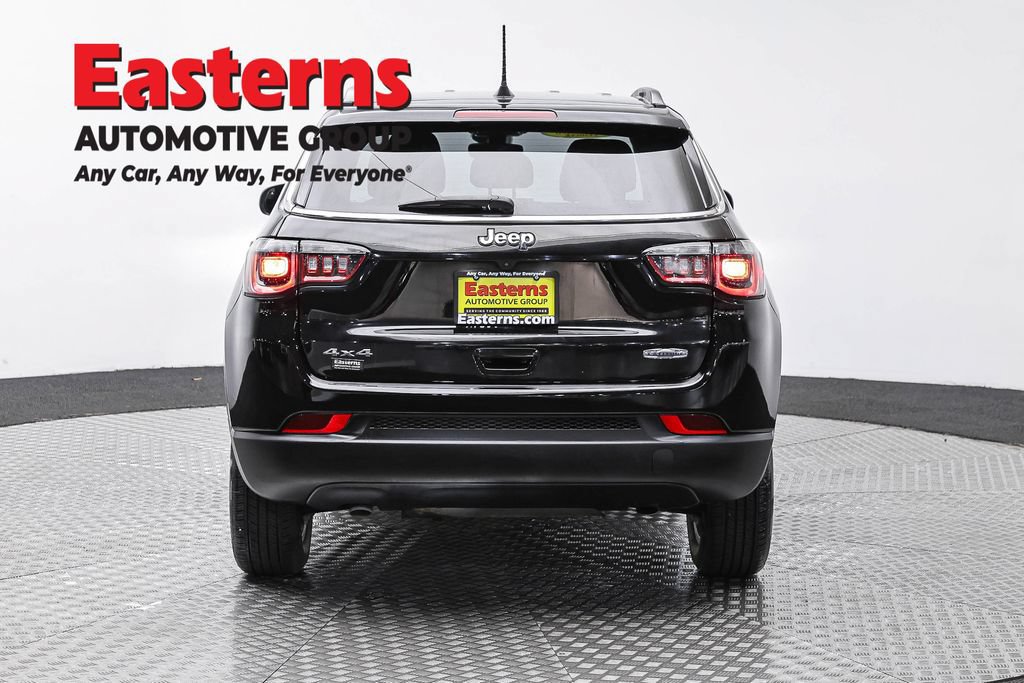 Used 2023 Jeep Compass Latitude AWD/4WD image 8