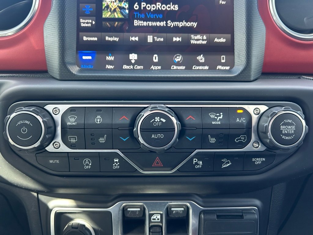 Used 2018 Jeep Wrangler Unlimited Rubicon image 22