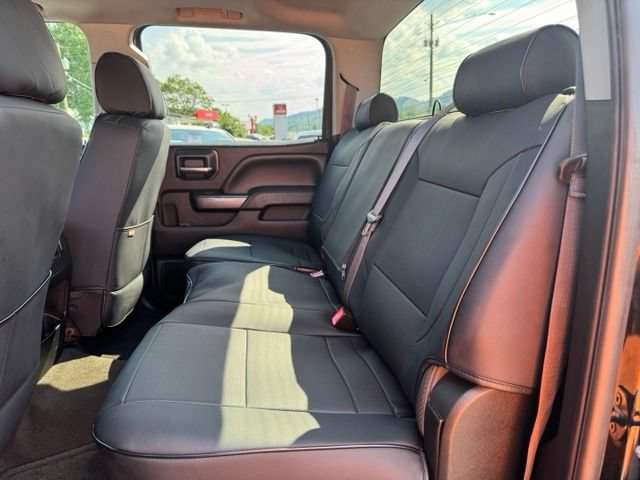 Used 2015 GMC Sierra 2500 SLT w/ Duramax Plus Package AWD/4WD image 12