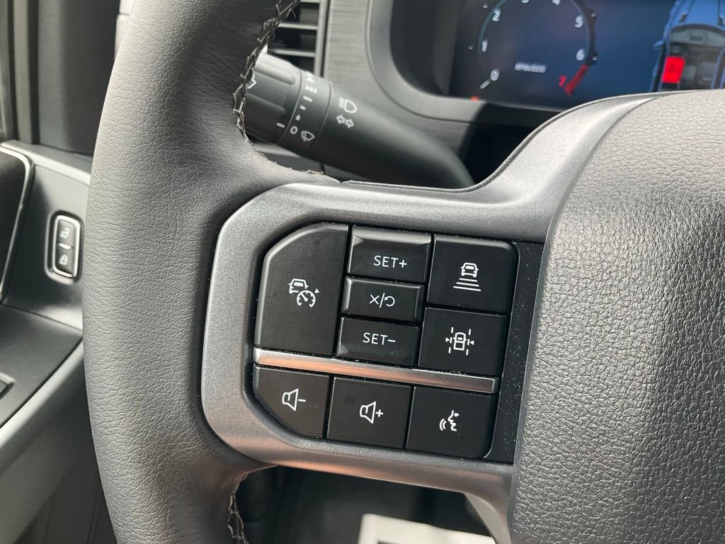 Used 2025 Ford F150 XLT w/ Equipment Group 302A MID AWD/4WD image 5
