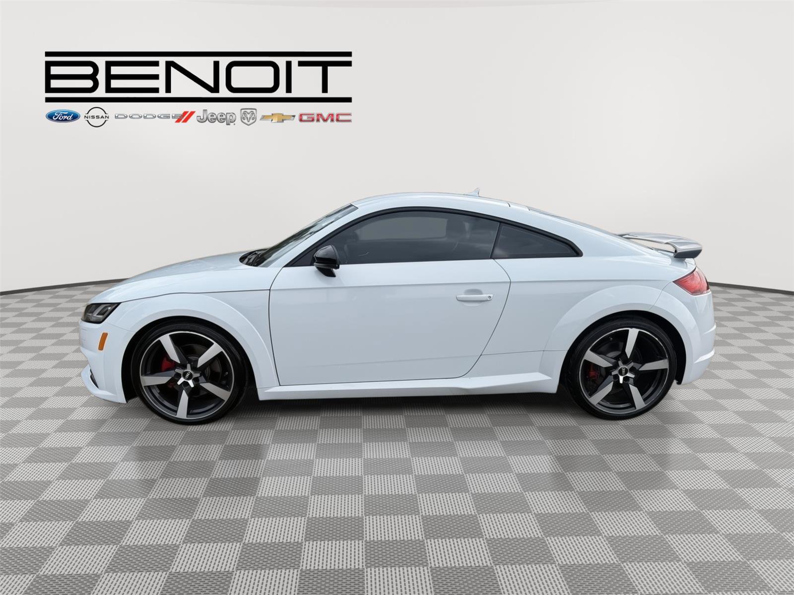 Used 2019 Audi TT 2.0T w/ Technology Package image 4