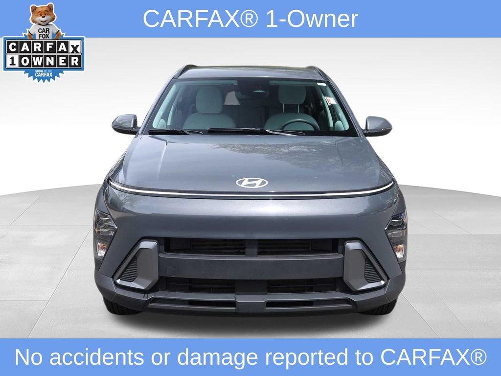 Used 2024 Hyundai Kona SEL AWD/4WD image 3
