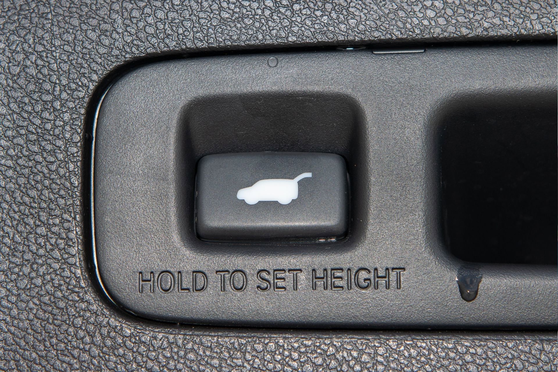 Used 2022 Honda CR-V Touring image 9