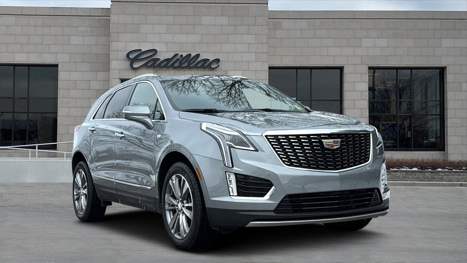 Certified 2025 Cadillac XT5 Premium Luxury