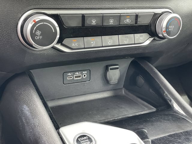 Used 2024 Nissan Altima 2.5 SV FWD image 19