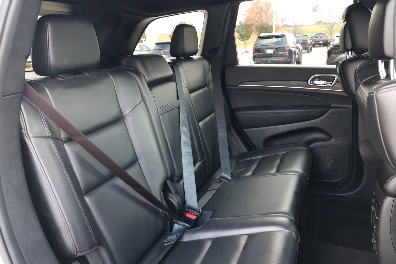 Used 2022 Jeep Grand Cherokee Limited AWD/4WD image 34