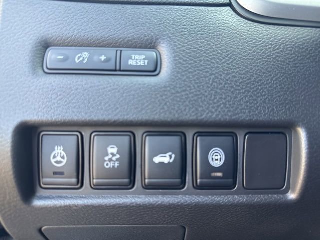 Used 2024 Nissan Murano SL AWD/4WD image 16