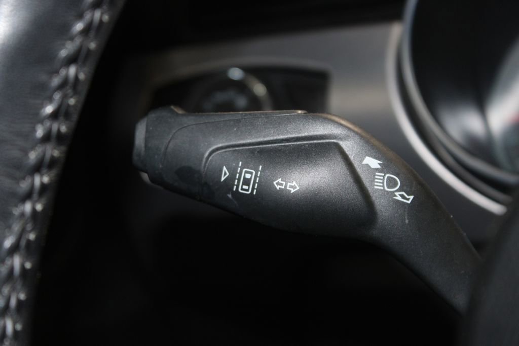 Used 2023 Ford Mustang Premium image 32