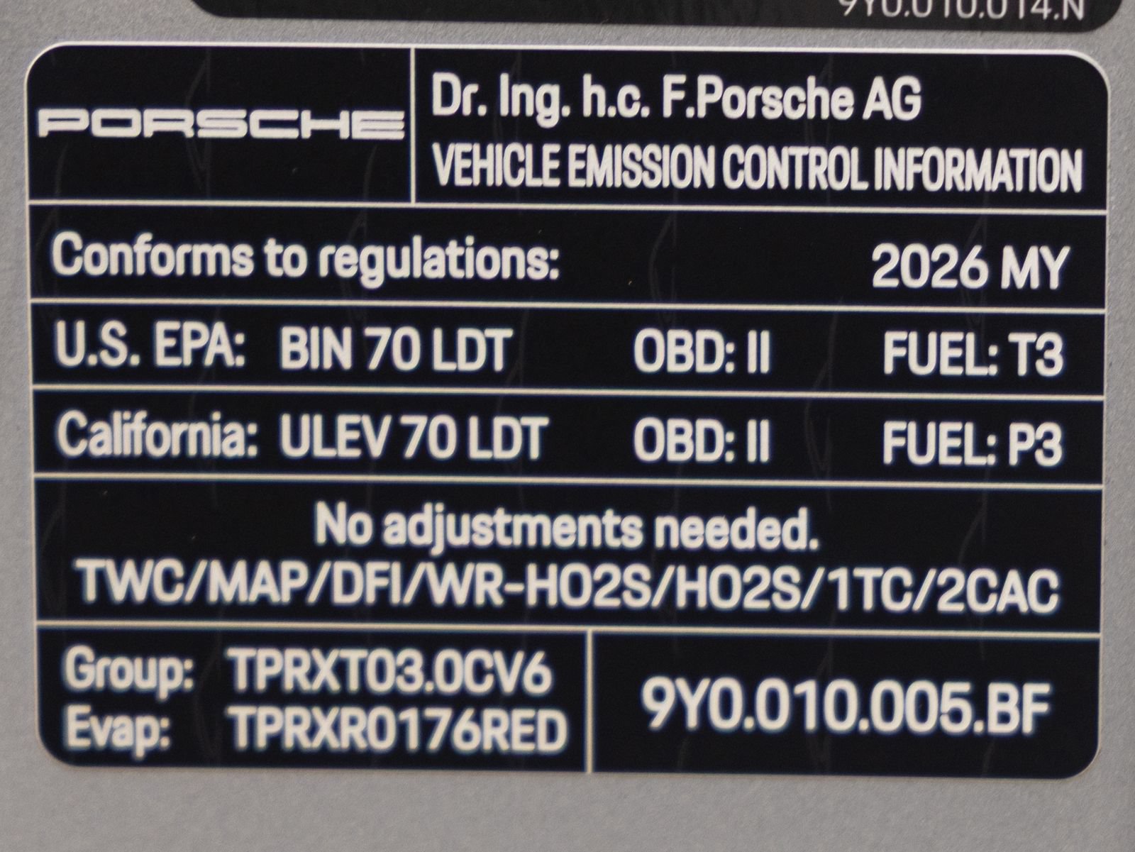 Certified 2026 Porsche Cayenne AWD/4WD image 37