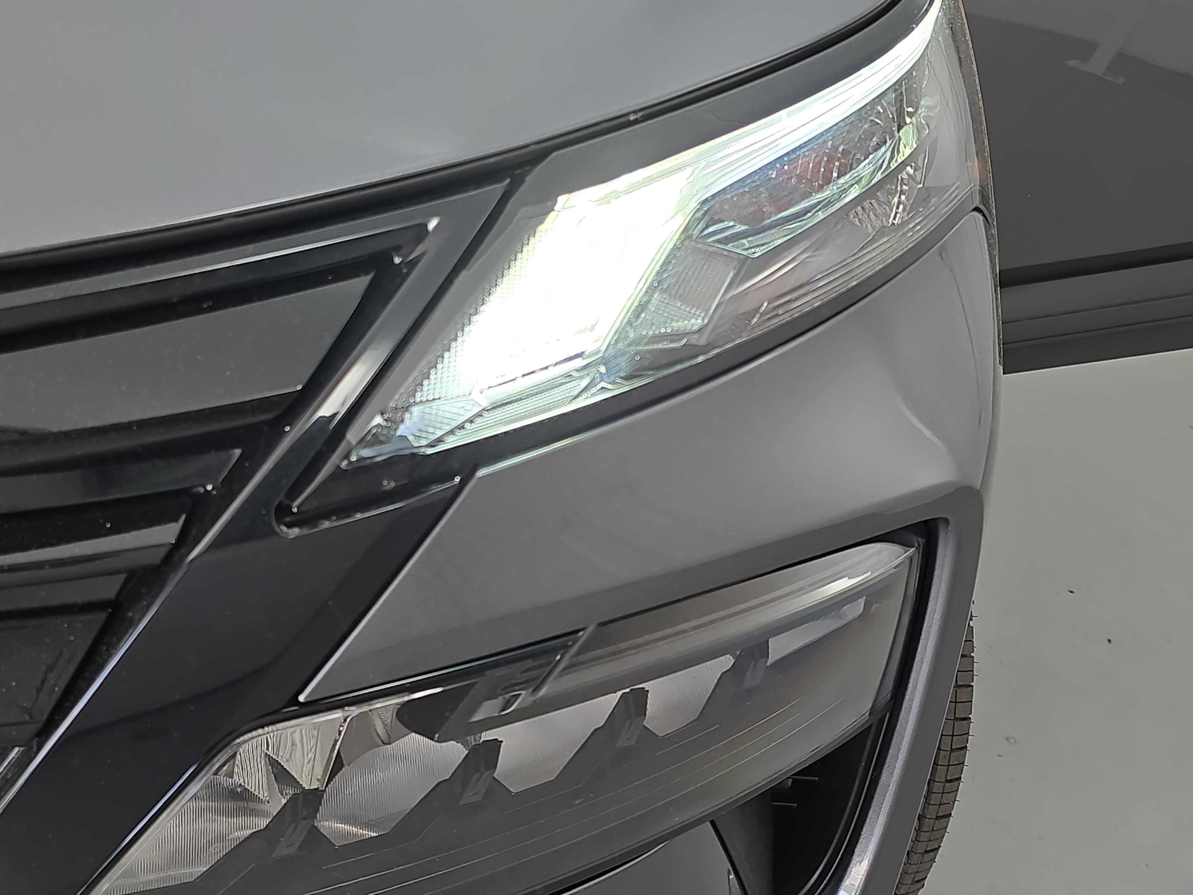 New 2026 Nissan Rogue SV FWD image 31