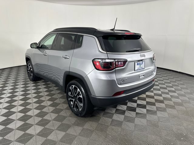 Used 2022 Jeep Compass Limited AWD/4WD image 3