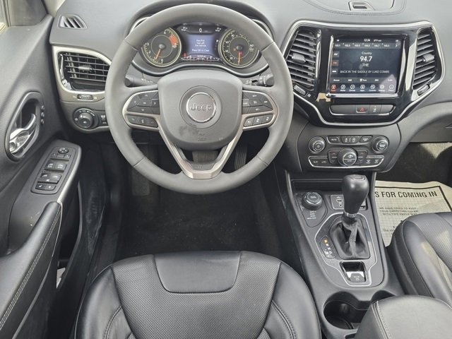 Used 2022 Jeep Cherokee Limited image 19