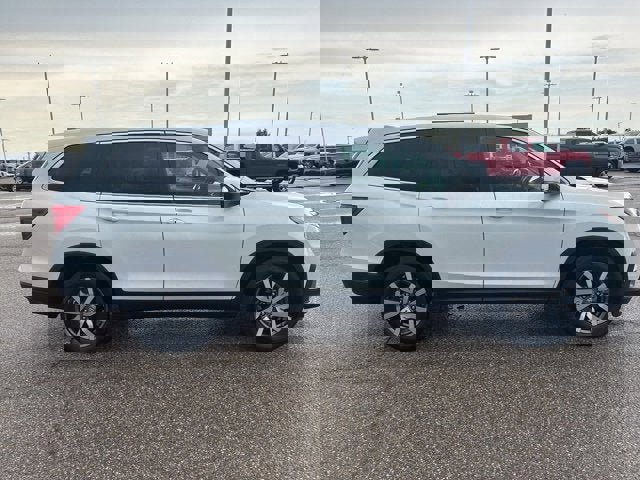 Used 2022 Honda Pilot EX-L image 2