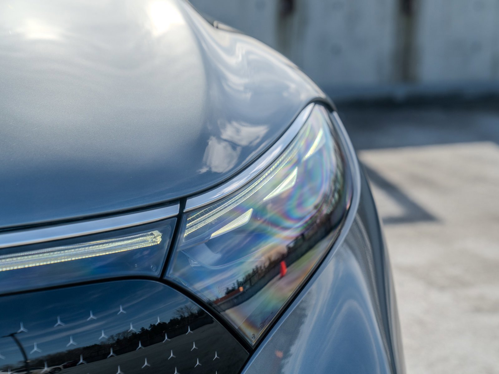 Used 2025 Mercedes-Benz EQS 580 4MATIC SUV image 8