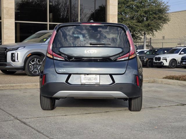 Certified 2025 Kia Soul S image 7