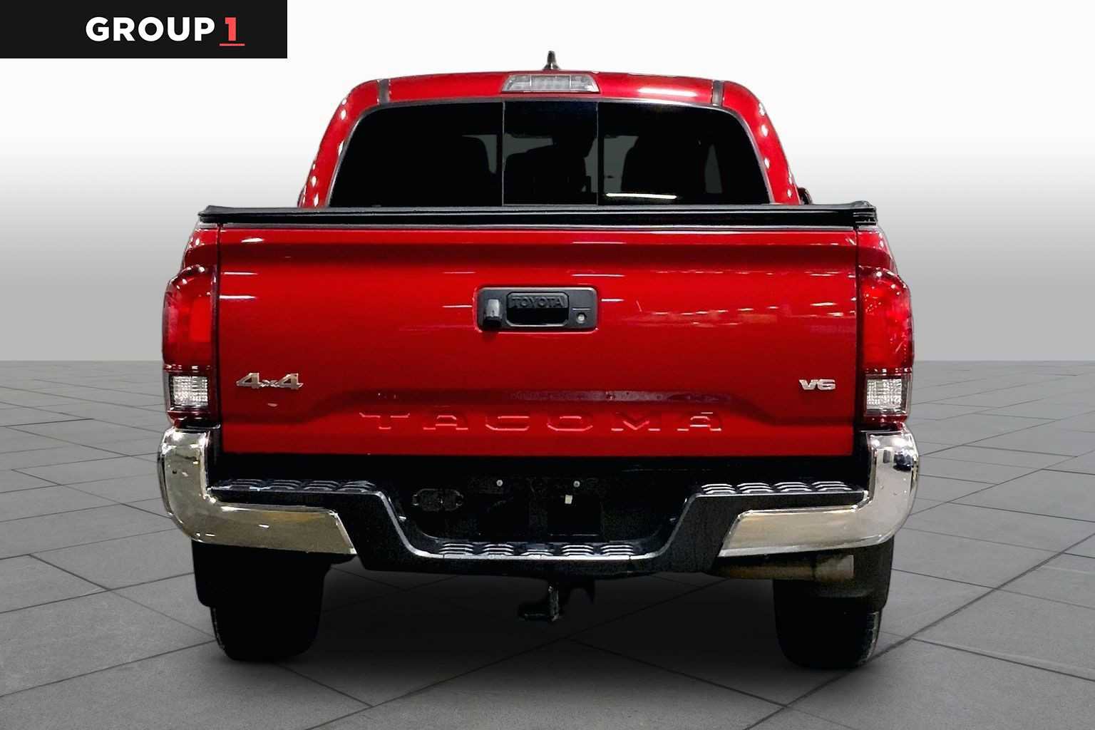 Certified 2021 Toyota Tacoma SR5 AWD/4WD image 5