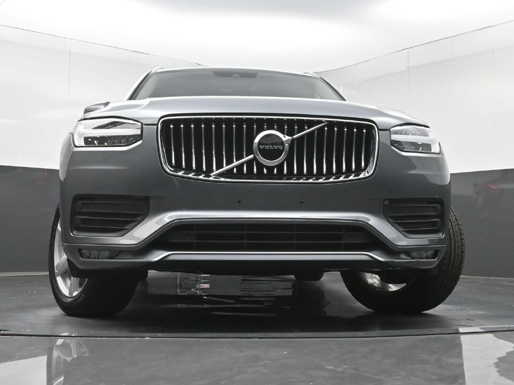 Used 2020 Volvo XC90 T6 Momentum AWD/4WD image 25