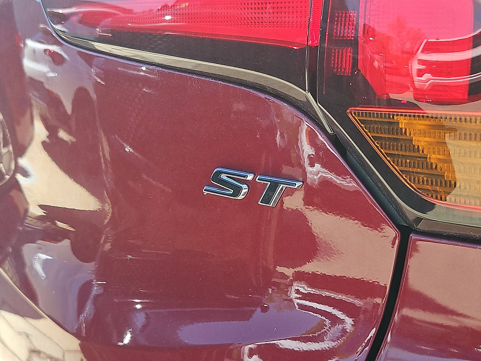 Certified 2023 Buick Encore GX Select w/ Sport Touring Package AWD/4WD image 11