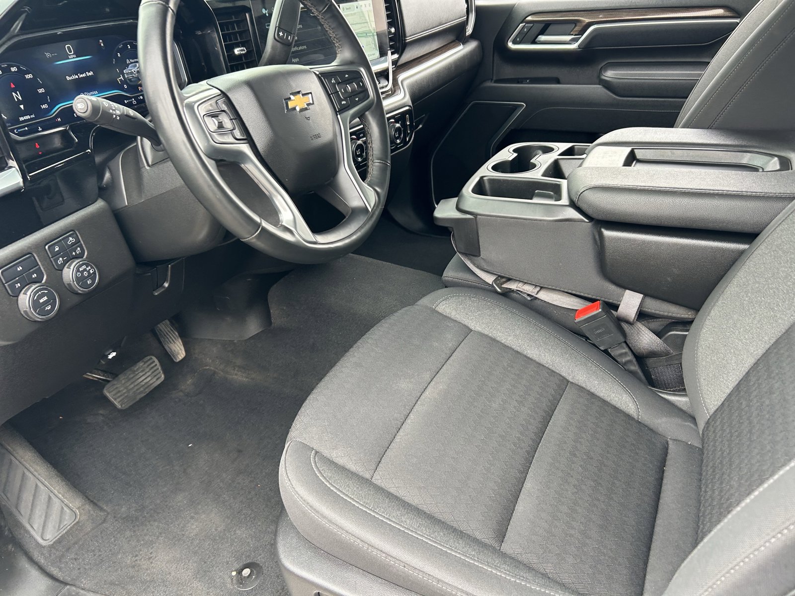 Certified 2025 Chevrolet Silverado 2500 LT w/ Safety Package AWD/4WD image 25