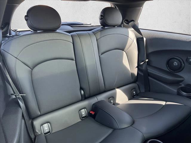 Used 2022 MINI Cooper S image 23