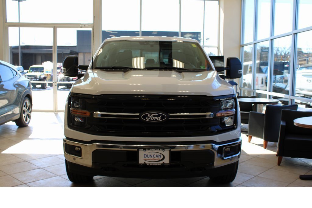 New 2025 Ford F150 XLT w/ Equipment Group 302A MID image 2