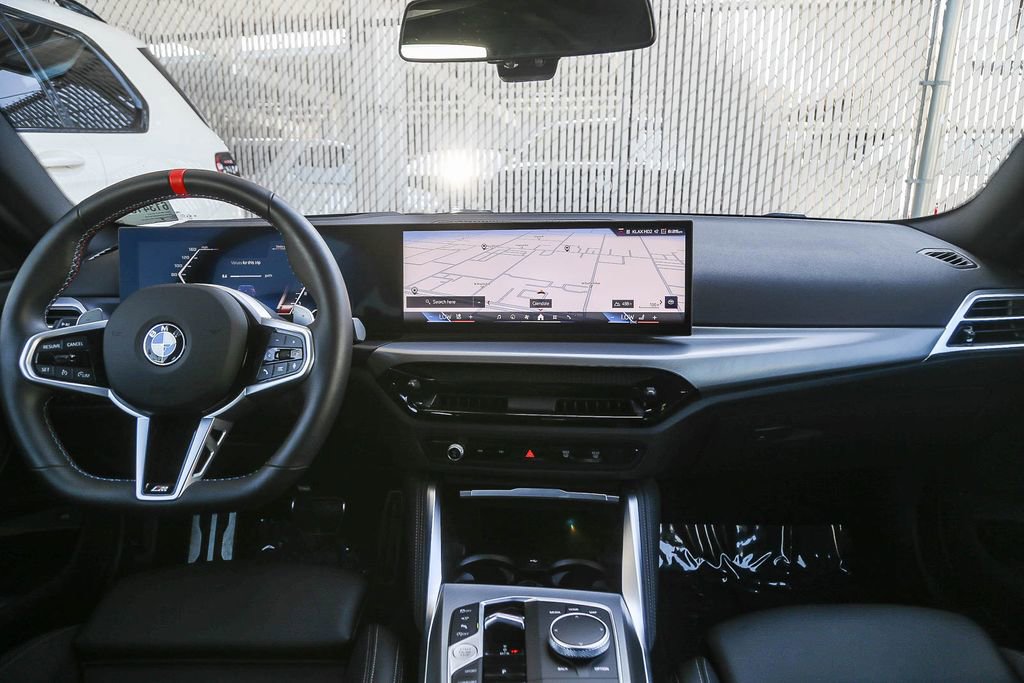 Used 2025 BMW M240i Coupe RWD image 9