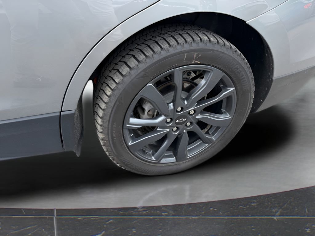 Used 2023 Chevrolet Equinox RS AWD/4WD image 13