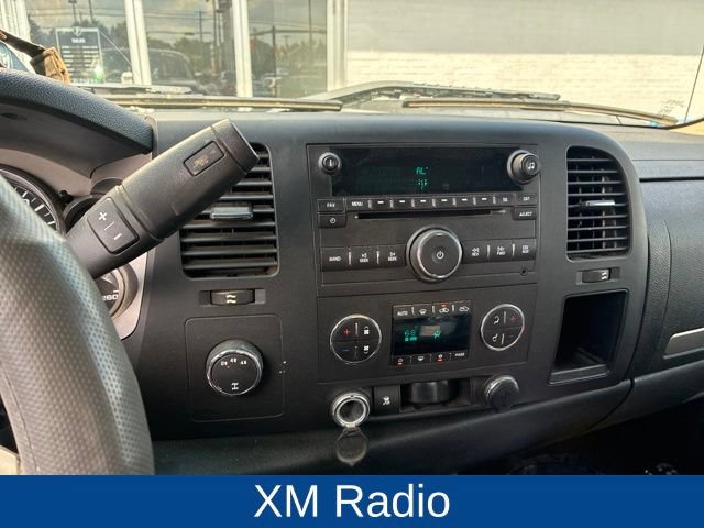 Used 2011 Chevrolet Silverado 2500 LT w/ Interior Plus Package AWD/4WD image 11