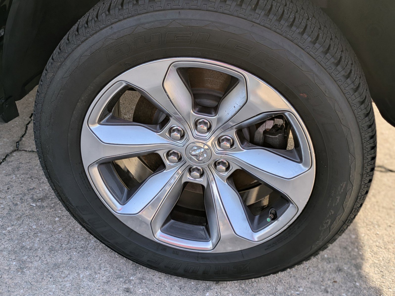 Used 2021 RAM 1500 Limited image 10