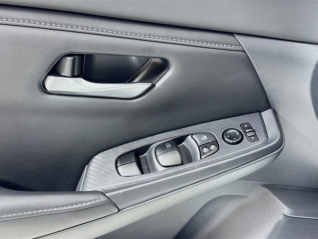 Used 2023 Nissan Sentra SV image 15